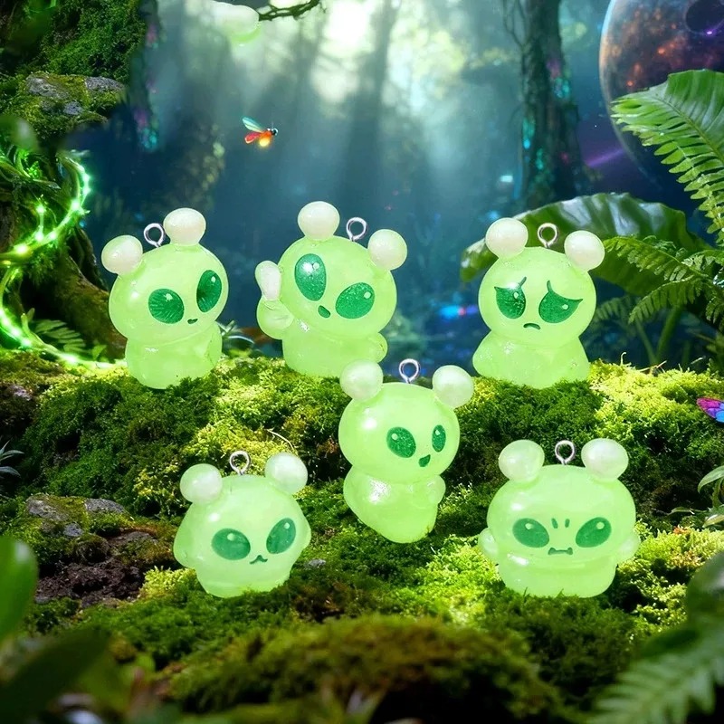 10Pcs Cute Mini Green Alien Re - Resin Craft Projects recensione e prezzo