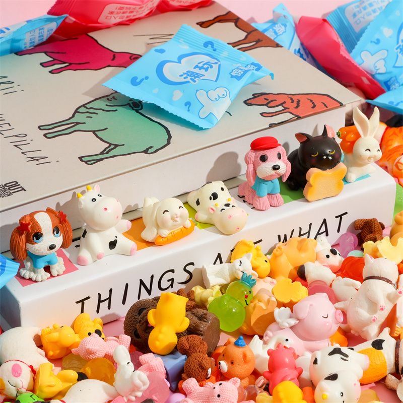 40 Pieces/Set Random Cartoon B - Resin Craft Ideas recensione e prezzo