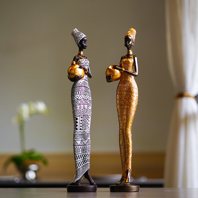 Retro African Crafts Black Wom - Resin Crafts recensione e prezzo